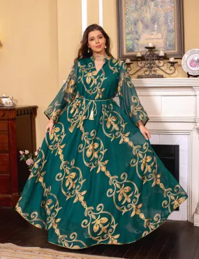 Robe marocaine élégante caftan en maille brodée